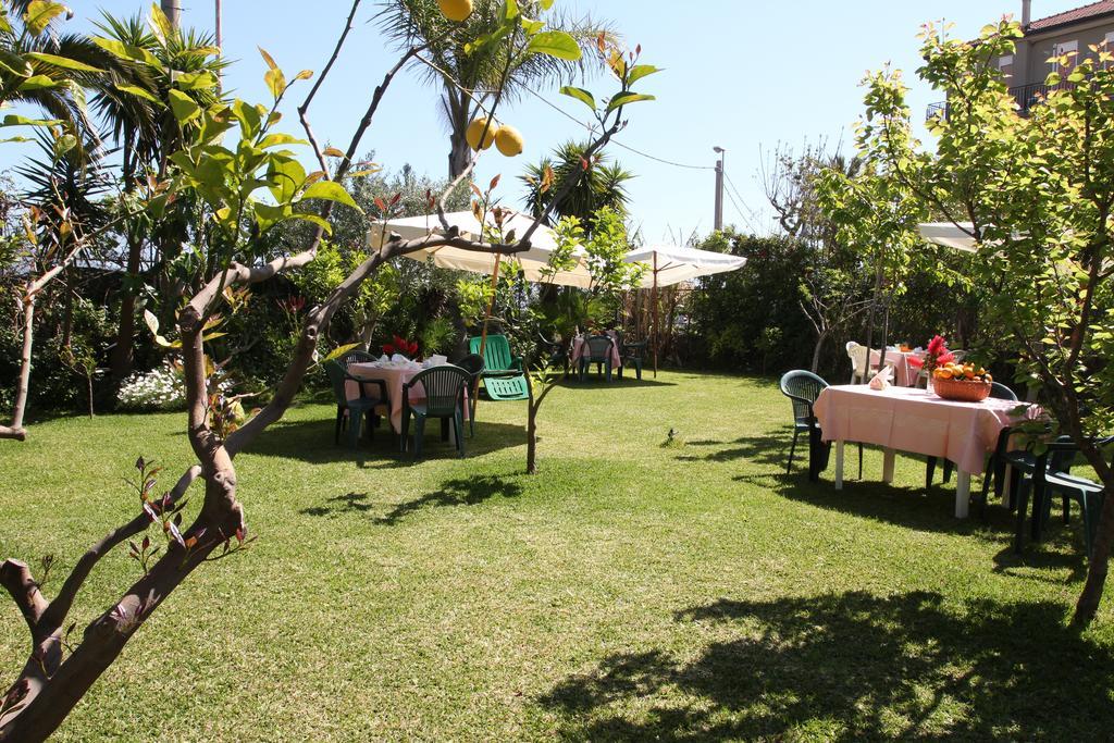 Couette-café Delle Vacanze Fiumefreddo di Sicilia