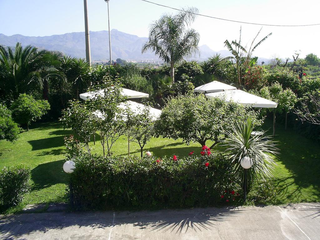 Delle Vacanze Bed & Breakfast