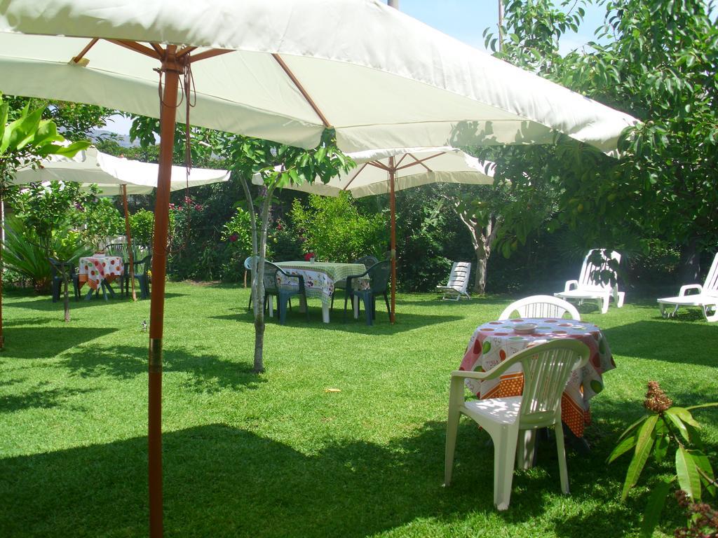Delle Vacanze Bed & Breakfast 3*