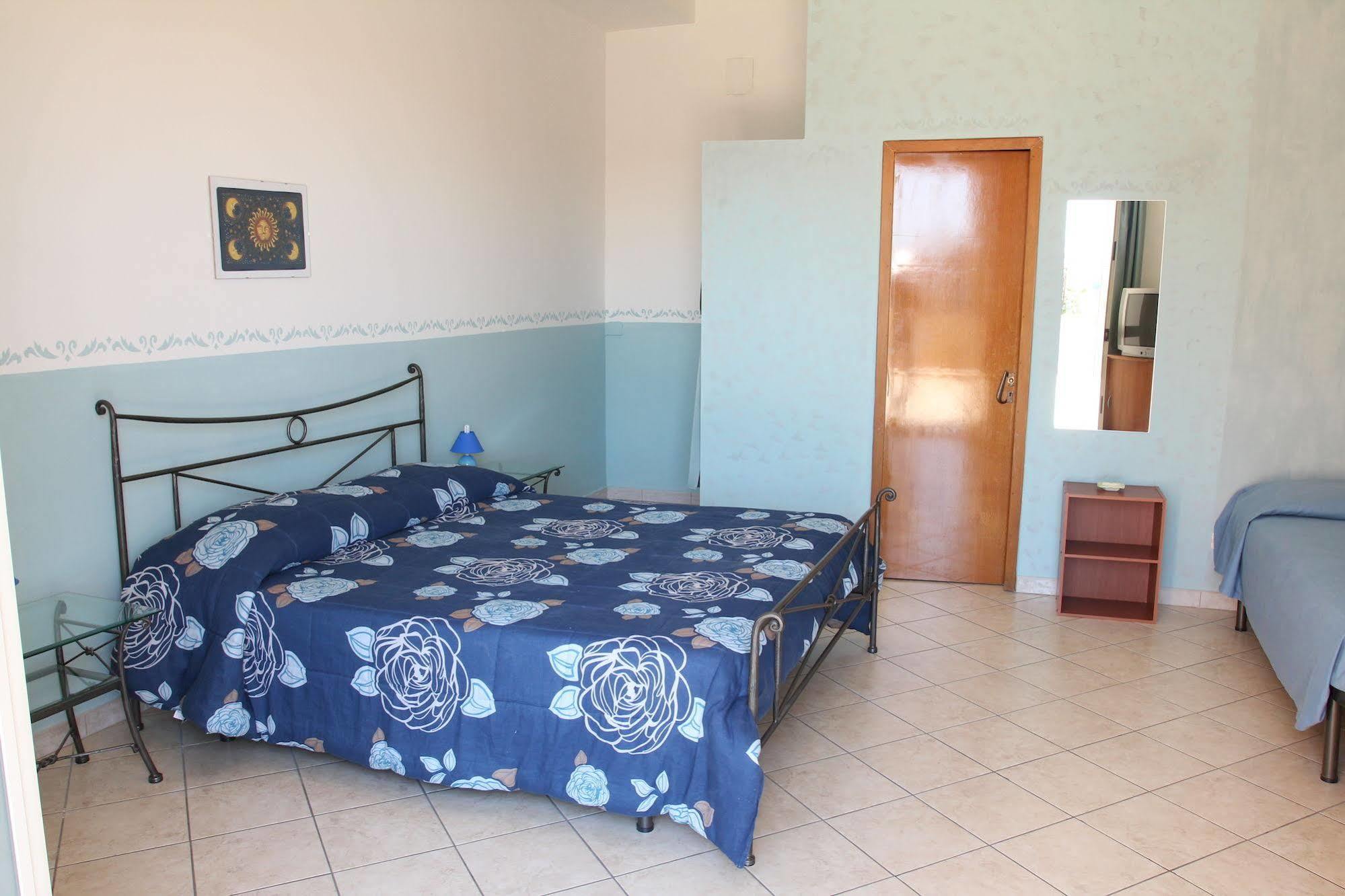 Delle Vacanze Bed & Breakfast 3*