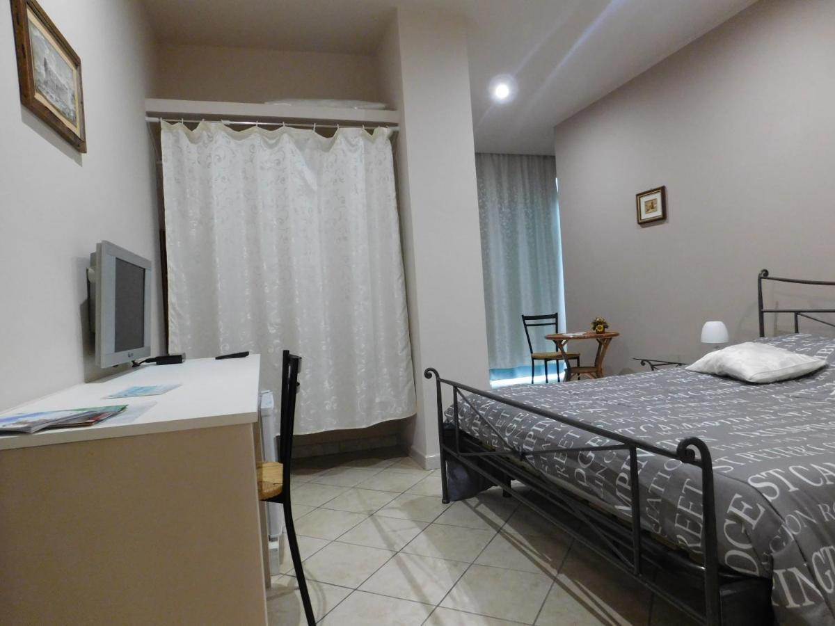 Delle Vacanze Bed & Breakfast 3*